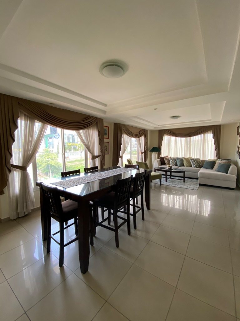 Apartamento en alquiler en Lomas del Guijarro