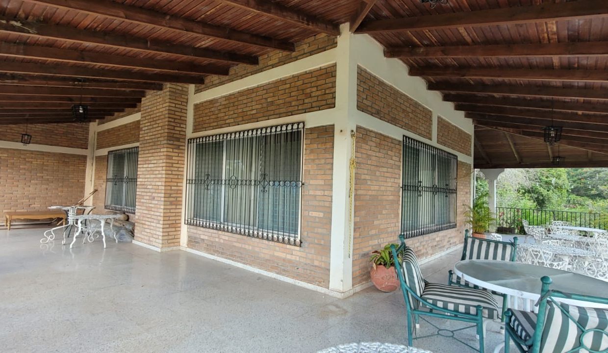 1aa4ab5a-e319-48e3-8f37-7eb0667800c5