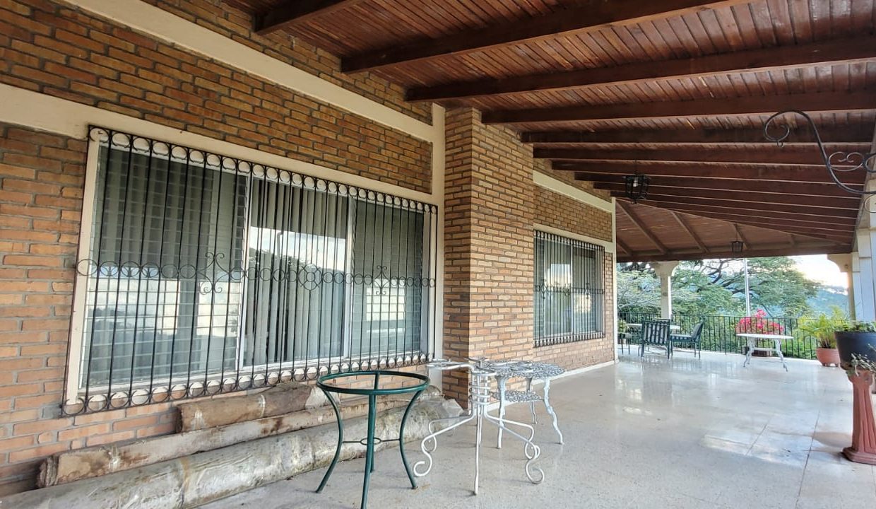 610c209e-6fa2-4996-a1d8-f119a65064b6