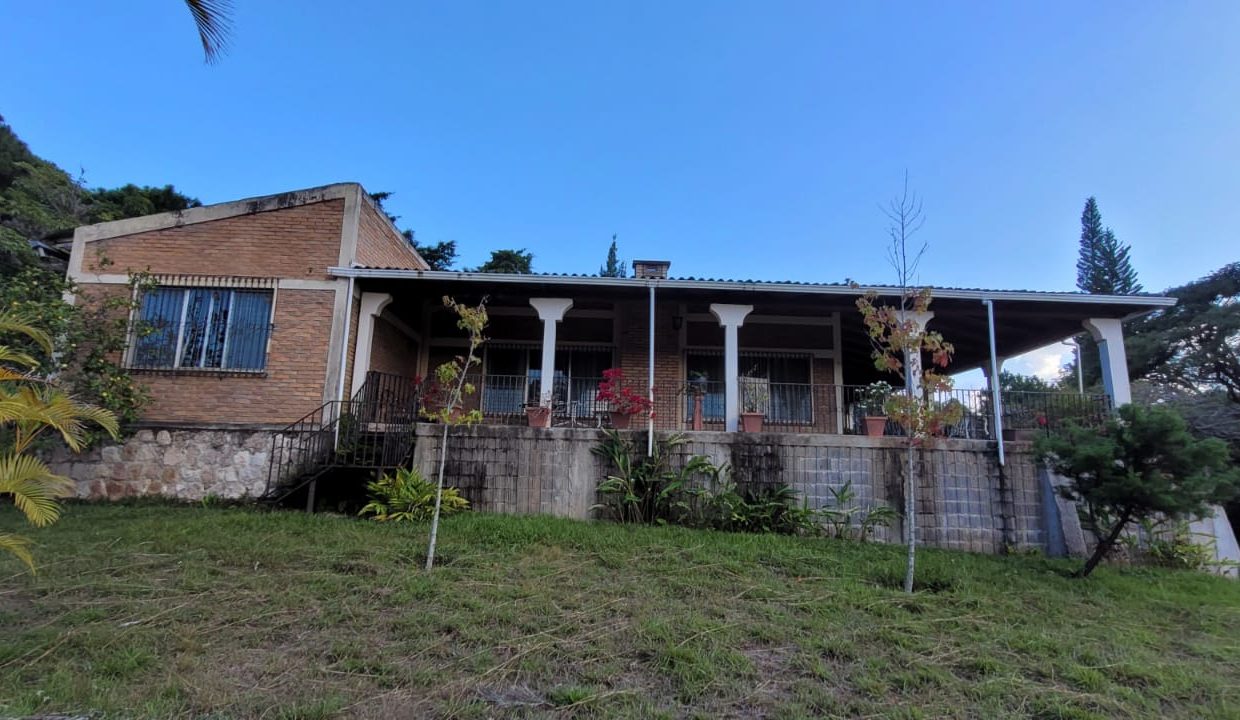 6aa5d353-c4e6-49e4-bb23-462b9ea00496