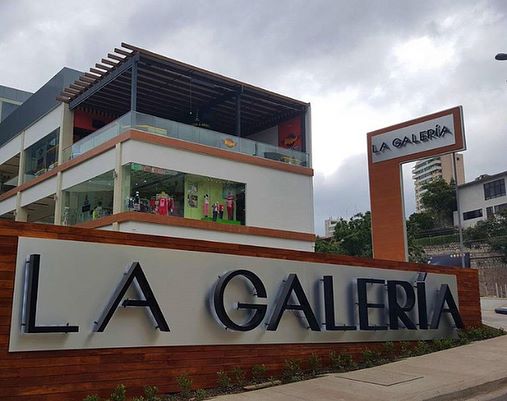 Exclusivo Local de 156m2  en Mall La Galería
